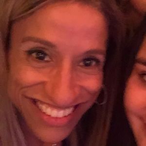 Meet your Posher, Aida